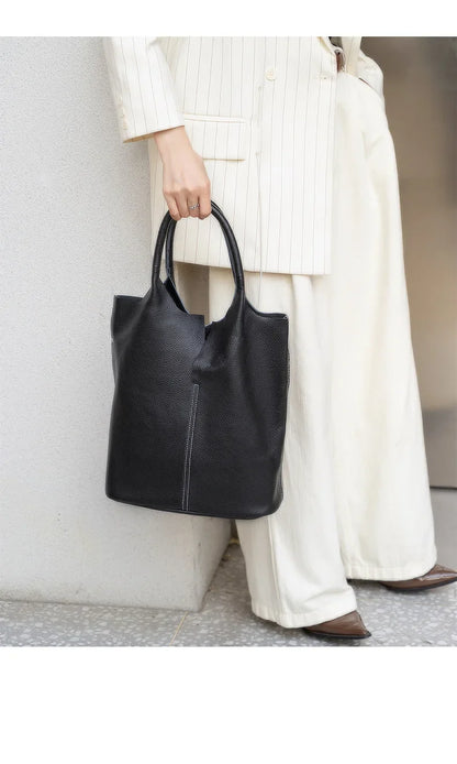 Genuine Leather Women’s Commuter Tote Bag — Soft Cowhide Shoulder Handbag, Large Capacity Bucket Bag, 2025 New