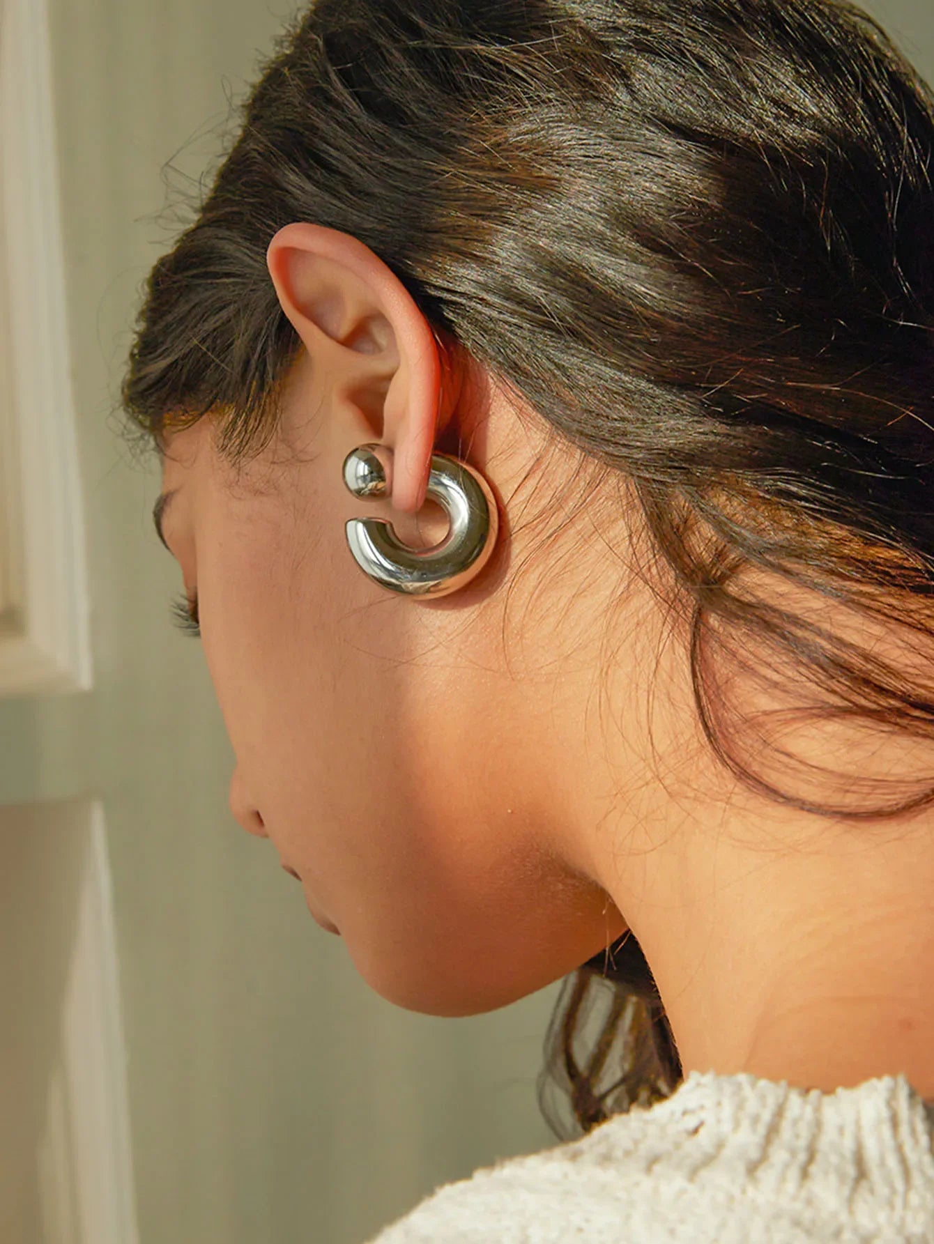 Fashion C-Shaped Earrings for Women – Unique High-End Trendy Jewelry