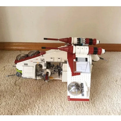 1228PCS Republic Gunship Building Set — 75021 Star-Inspired Spaceship Model Kit, Toy Christmas Gift for Kids