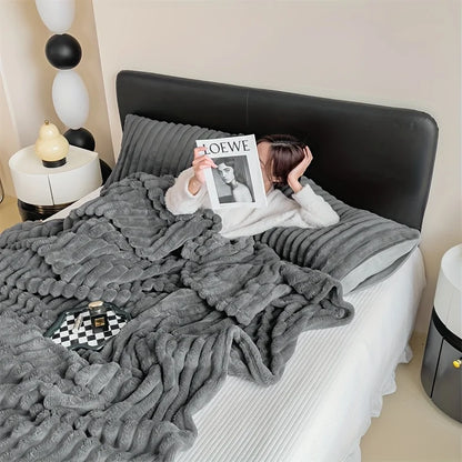 Light Luxury Solid Color Rabbit Velvet Blanket – Thick Warm Flannel Winter Blanket for Bedroom & Living Room