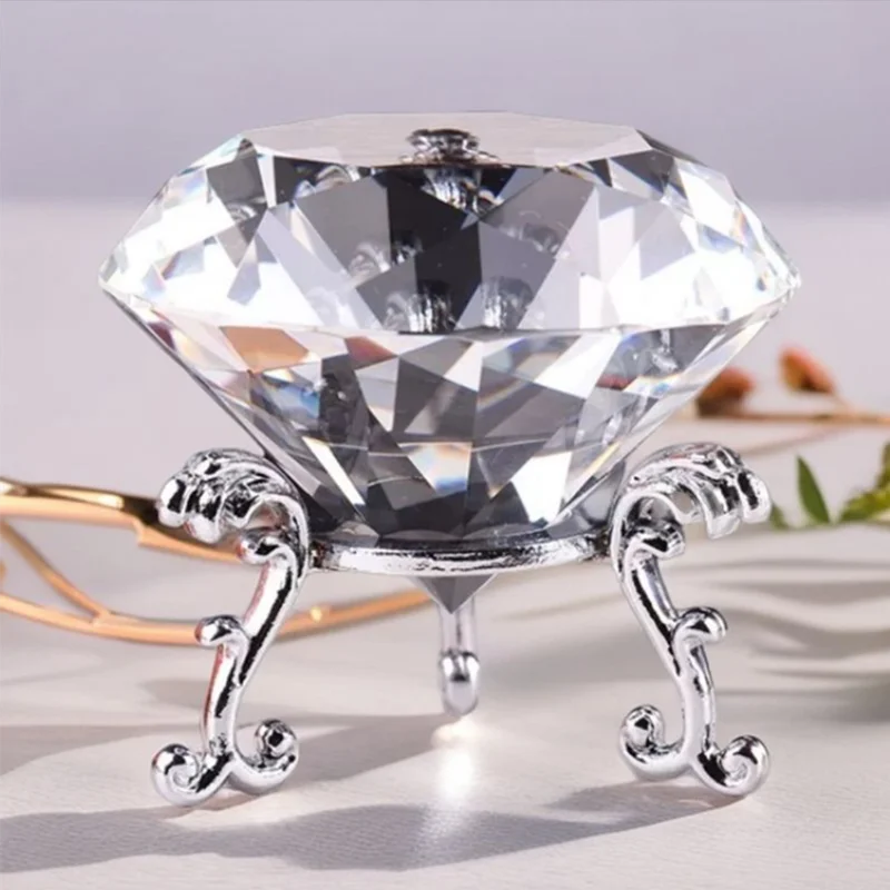 6cm Crystal Diamond Sun Catcher – Simple Modern Home Decoration for Couples & Children, Love Expression Ornament