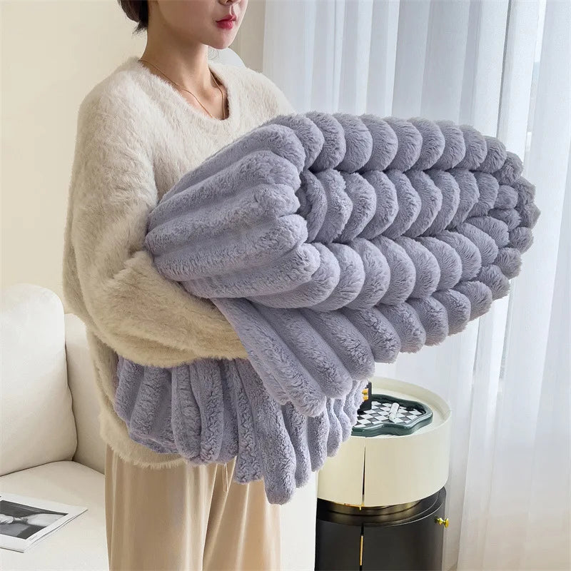 Light Luxury Solid Color Rabbit Velvet Blanket – Thick Warm Flannel Winter Blanket for Bedroom & Living Room