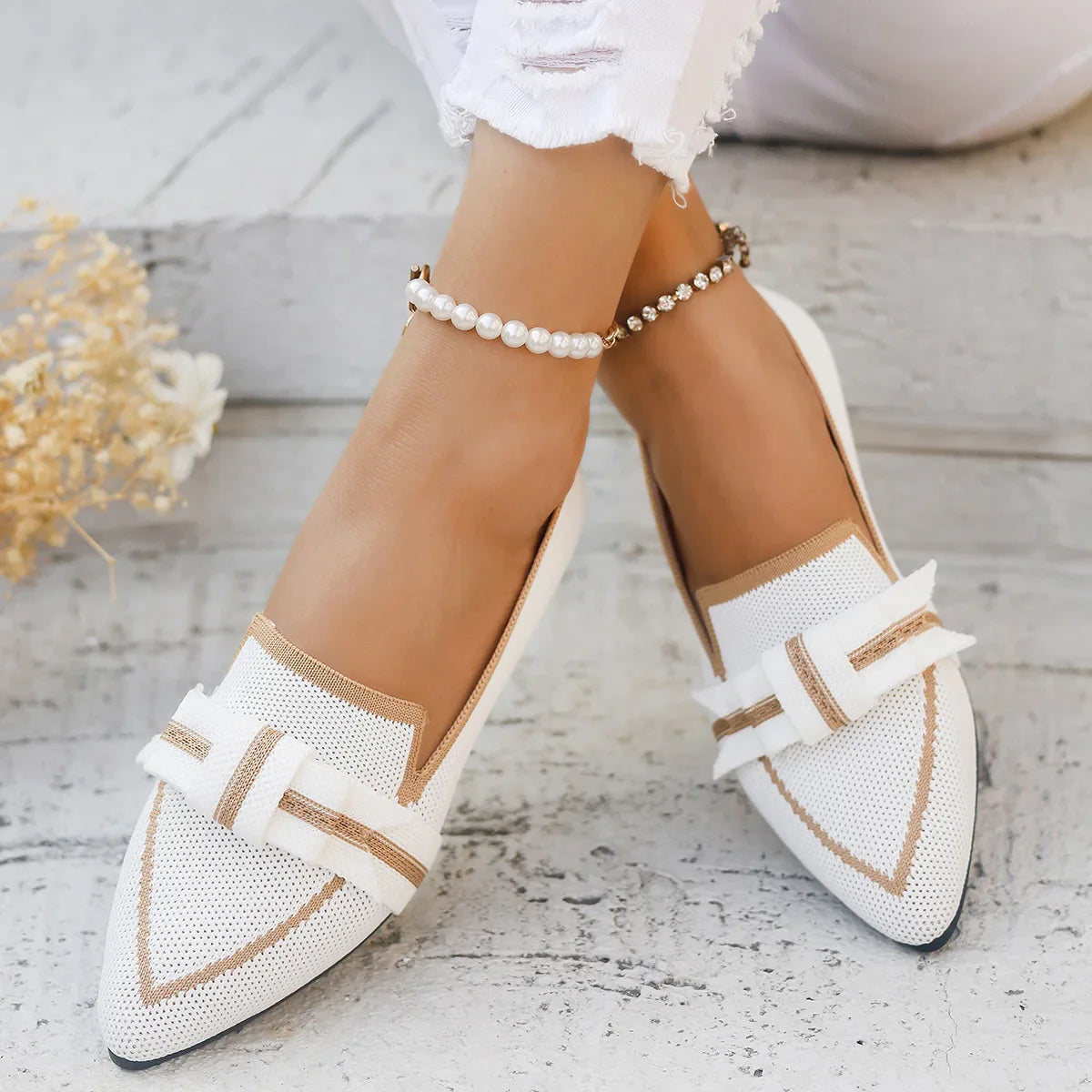 2024 Women’s Knitted Flats – Breathable Slip-On Pointed Toe Loafers, Comfortable Casual Walking Shoes in Solid Colors