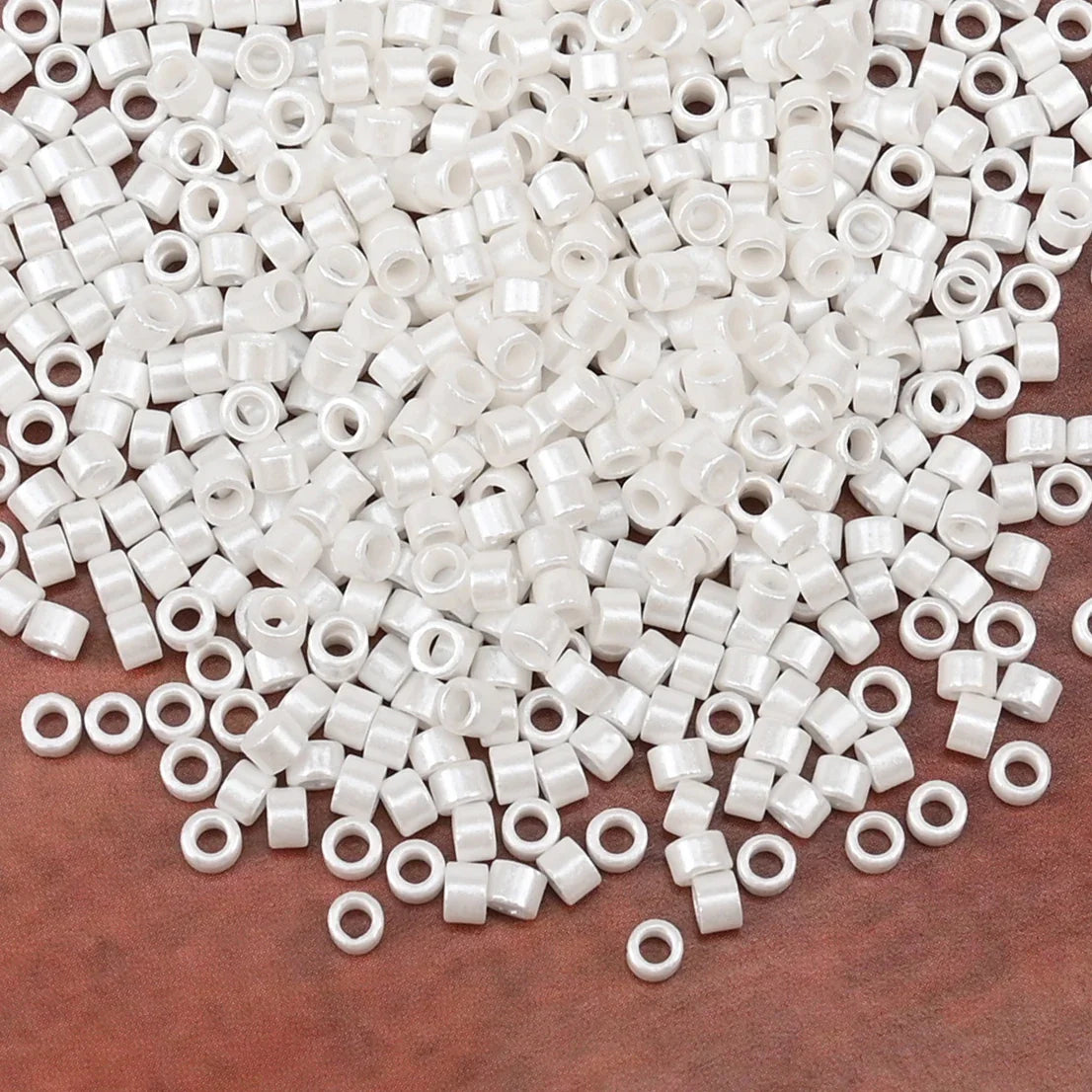 2.5mm Mini Glass Cylinder Beads – Antique Pearl Color Craft Beads for DIY Bracelets & Necklaces Jewelry Making Accessories
