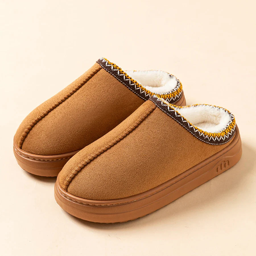 Winter Women's Slippers – Fashionable Fuzzy Fur, Anti-Slip Soft Sole, Warm Indoor & Outdoor Plush Houseshoes for Men & Women