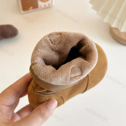 Children’s Leather Cowboy Boots – Girls Retro 2025 Autumn/Winter Warm Outdoor Anti-Slip Short Flats