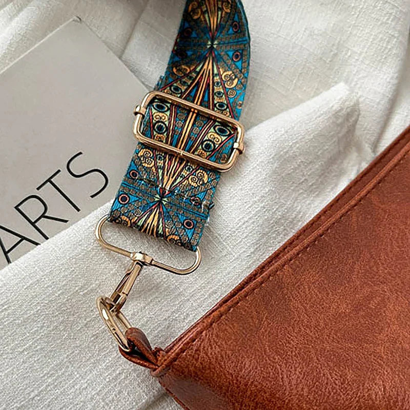 Wide Geometric Strap Shoulder Bag - Large Capacity Crossbody PU Leather Bag for Women, Retro Style for Shopping and Travel