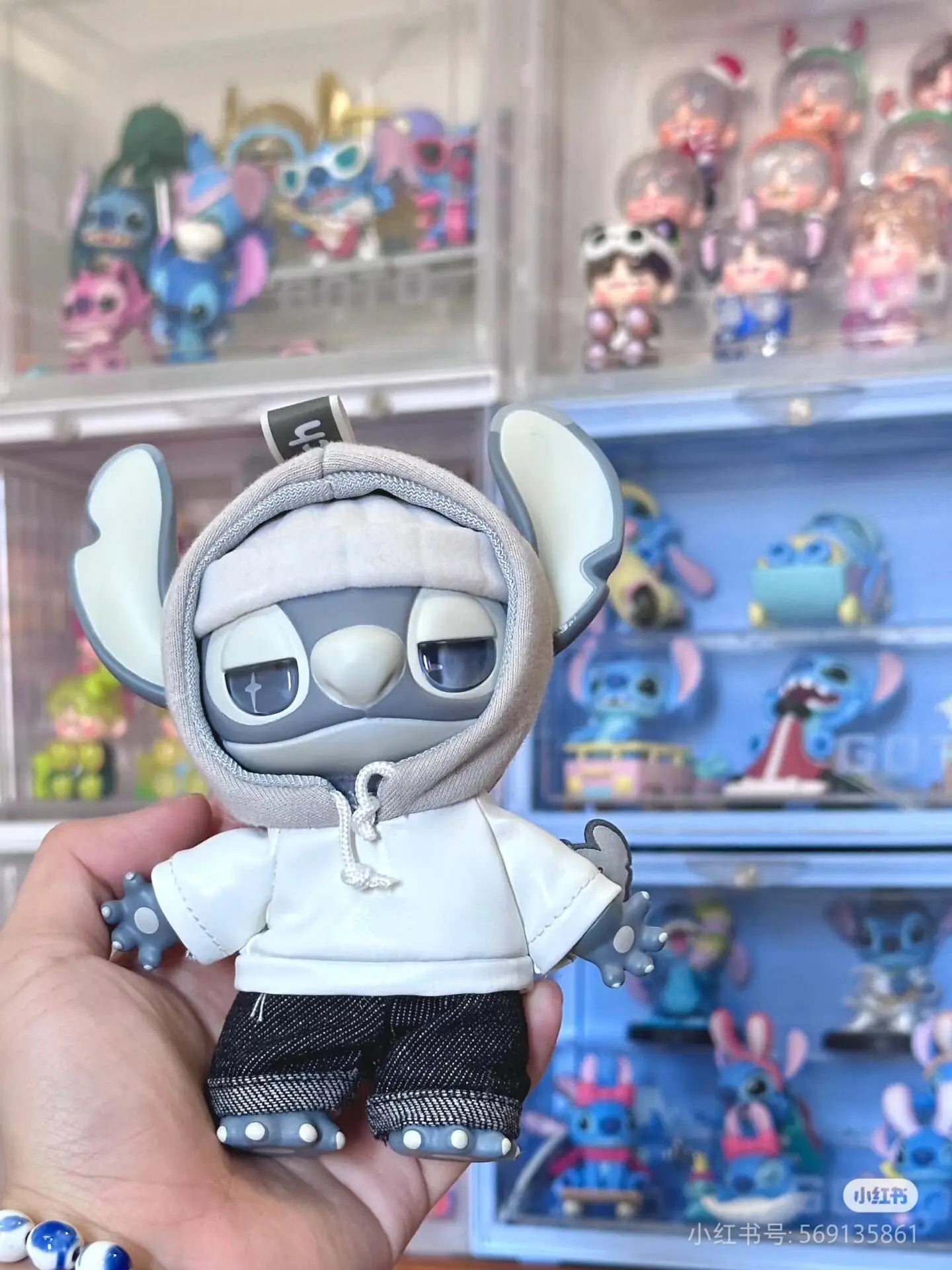 Miniso Disney Stitch Gen Z Street Series Blind Box – Vinyl Figure Pendant & Bag Charm Gift