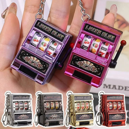 Mini Slot Machine Keychain – Creative Arcade Lucky Jackpot Toy for Fun & Stress Relief