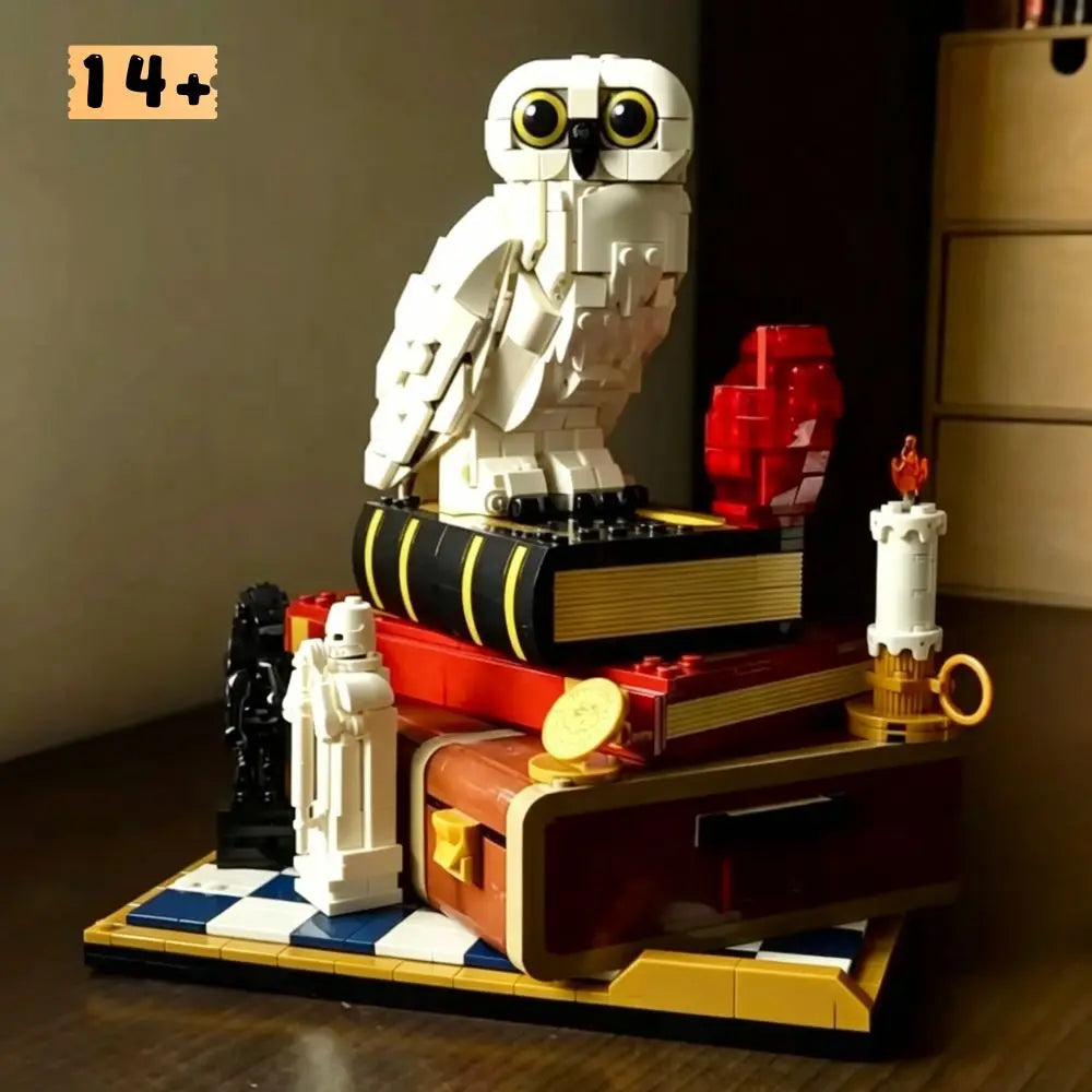 1571PCS White Owl Building Block Model - Educational Collectible DIY Ornament & Birthday Gift for Adults