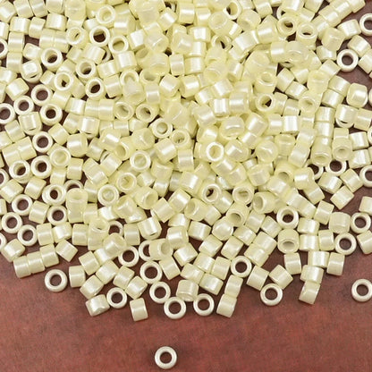 2.5mm Mini Glass Cylinder Beads – Antique Pearl Color Craft Beads for DIY Bracelets & Necklaces Jewelry Making Accessories