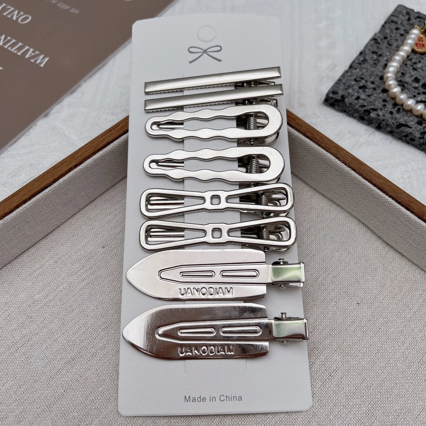 Silver Metal Hair Clips for Women & Girls | Y2K Duckbill Hairpin, Bangs Side Barrettes
