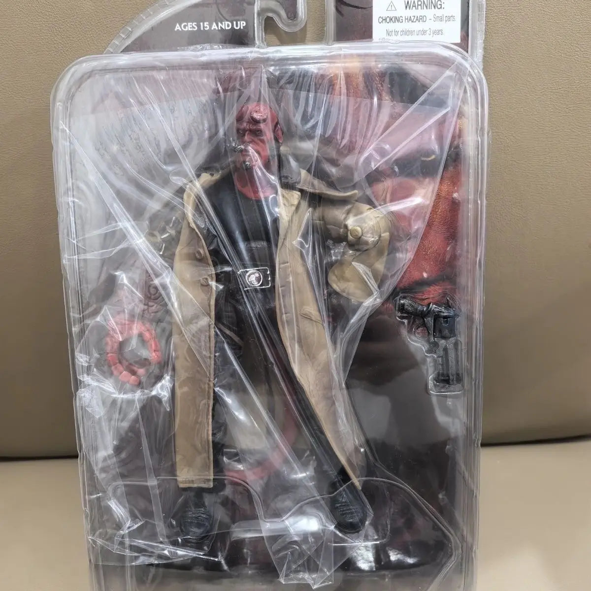 Mezco Studio Hellboy 7" Figure – Trenchcoat Variant PVC Collectible Toy Doll Gift