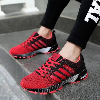 Men's Eye-Catching Street Board Shoes — Color-Match Breathable Anti-Slip Walking Sneakers