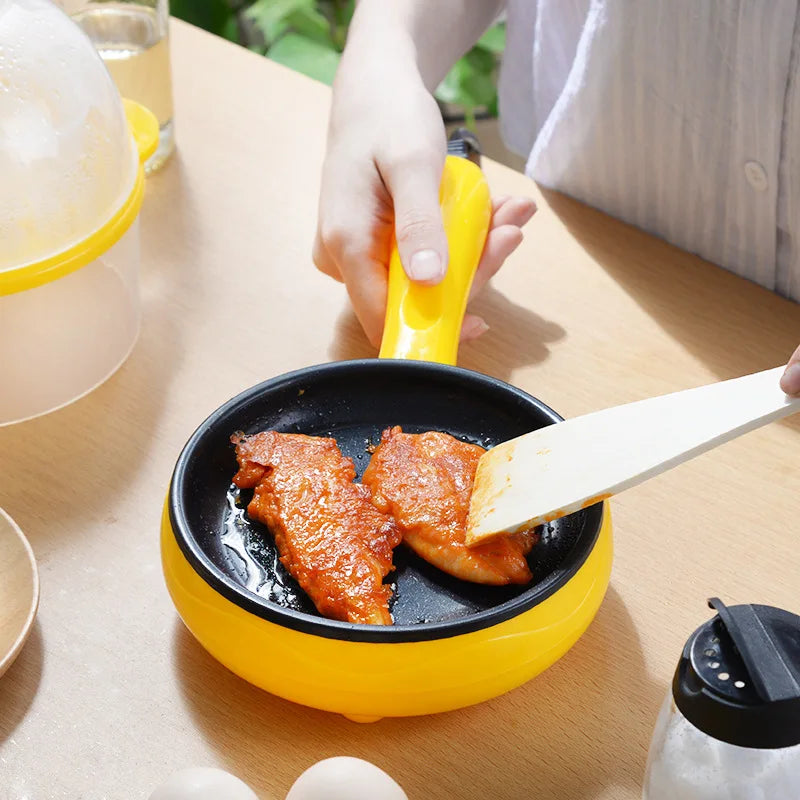 Electric Frying Pan and Omelette Maker - Mini Egg Cooker with Steamer, Automatic Power-Off - Breakfast Machine for Quick Meals