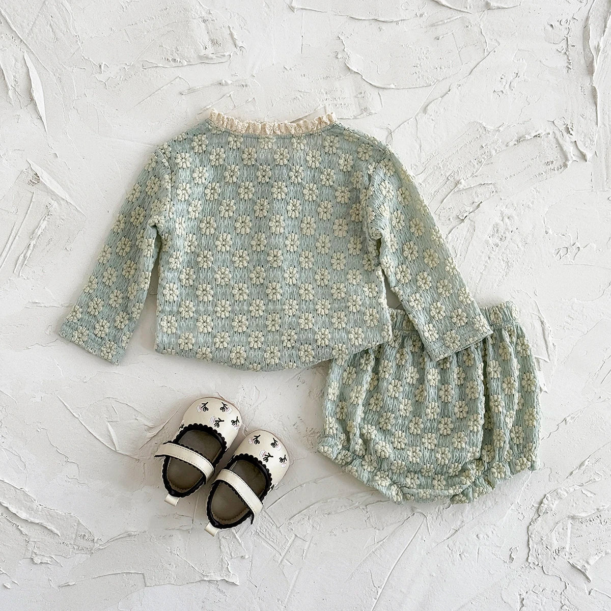 Summer European Style Baby Onesie Set – Floral Embroidery Long Sleeve Top & Shorts, Breathable 2-Piece Outfit
