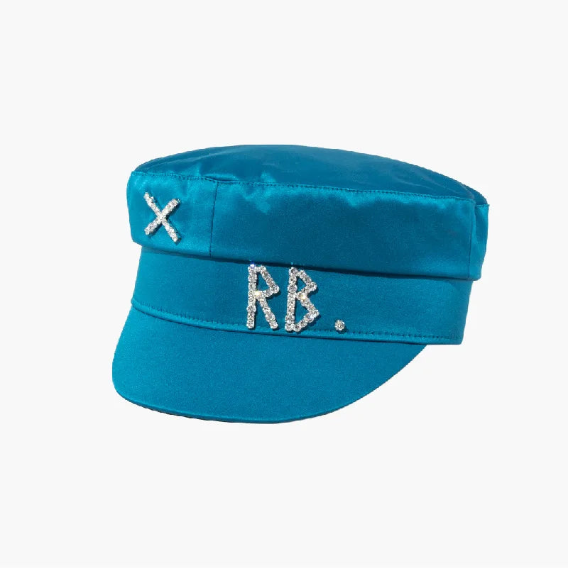 Designer Women’s Winter Newsboy Cap – Diamond Letter Baker Boy Hat with Visor, Stylish Warm Fashion Hat