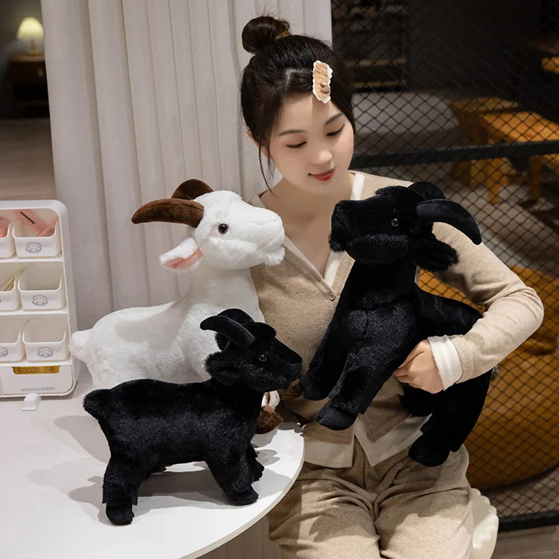 30/40cm Ranch Animal Plush Toy — Soft Lifelike Black & White Goat Simulation Doll, Cute Mountain Animal for Kids, Halloween Gift