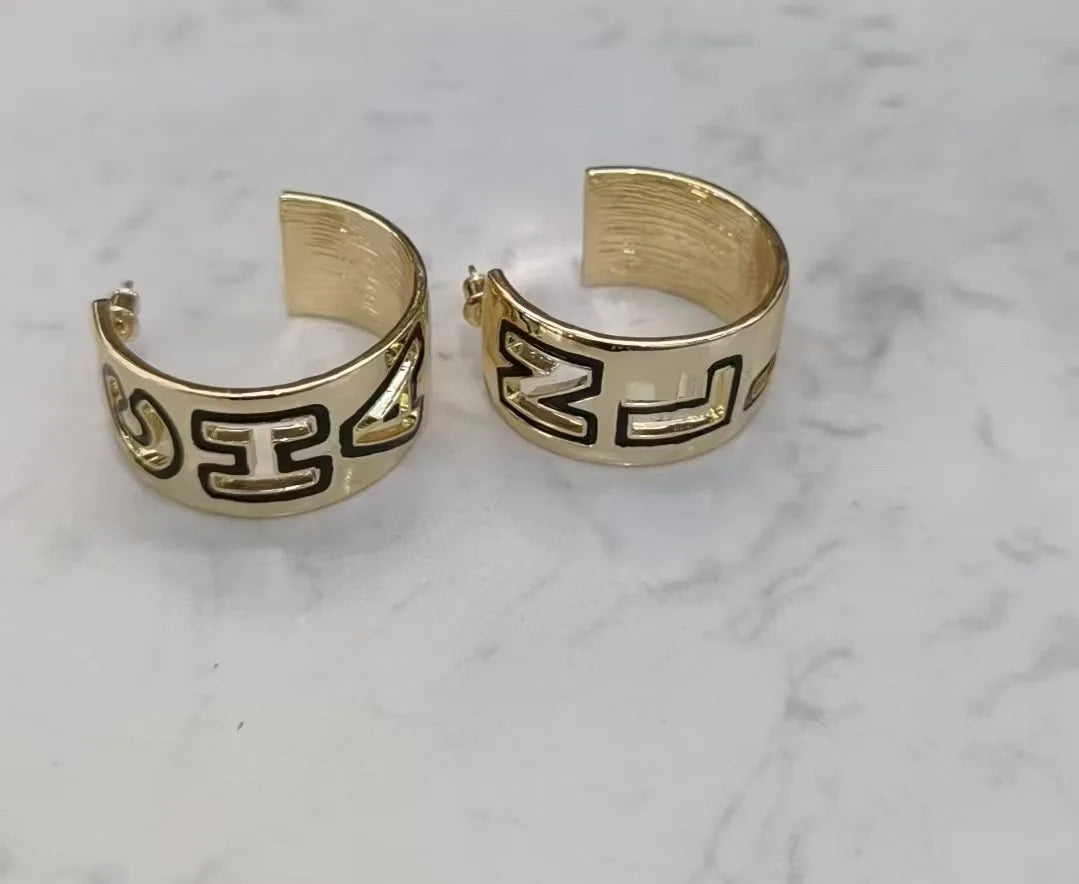 Gold Enamel Hollow Narrow Bracelet & Colorful Earrings Set — Classic Fashion, Lightweight Alloy Jewelry with Luxury Look