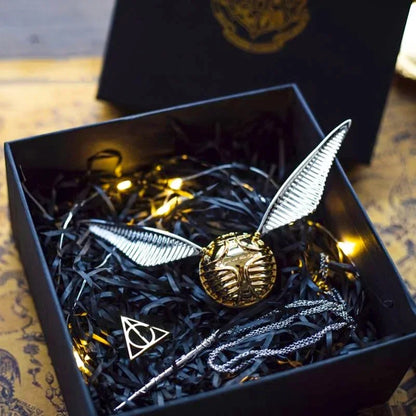 Gold Snitch Ring Box – Movable Wings Luxury Jewelry Storage Organizer, Perfect for Necklaces & Proposal Gifts