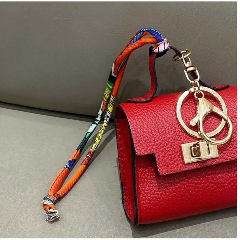 Luxury Mini Headphone Bag – Leather Purse Pendant Keychain for AirPods 2/3/4/Pro 2 and Galaxy Buds 3/3Pro