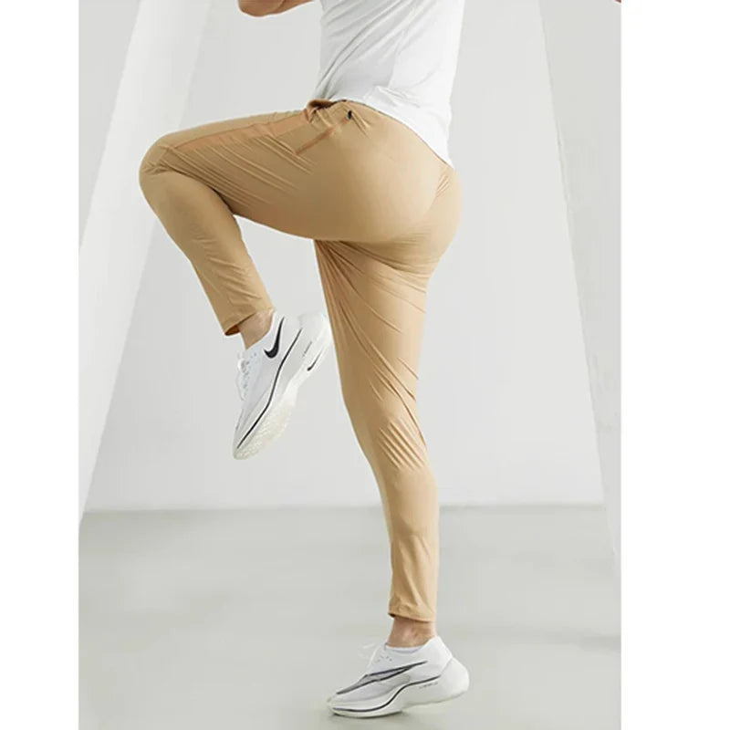 Men’s Quick-Dry Running Pants – Lightweight Jogging Sweatpants with Elastic Waist for Gym & Training