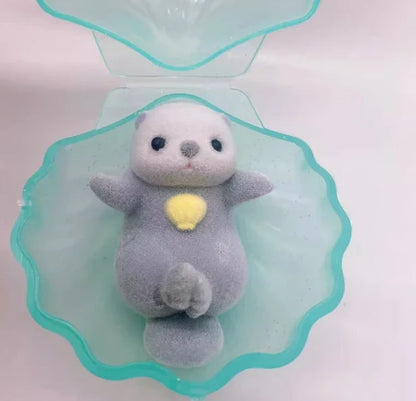 Yell World Shell Capsule Toy | Kawaii Fluffy Sea Otter Gasha Ornament Figure