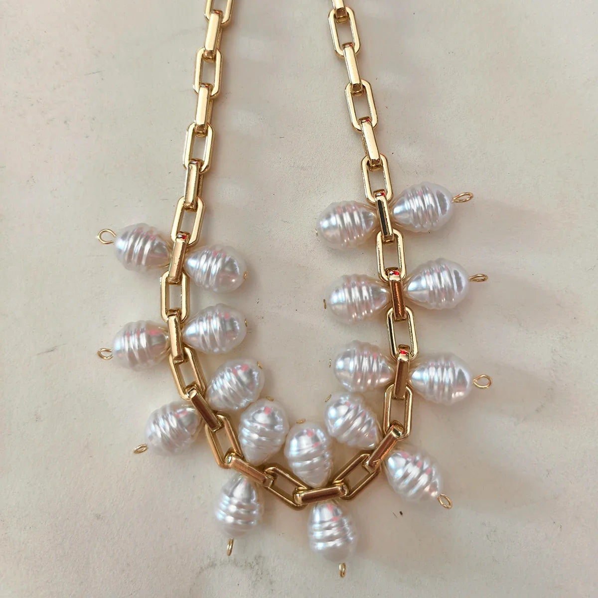 Luxury Pearl Necklace for Women - Adjustable Square Chunky Resin Statement Jewelry