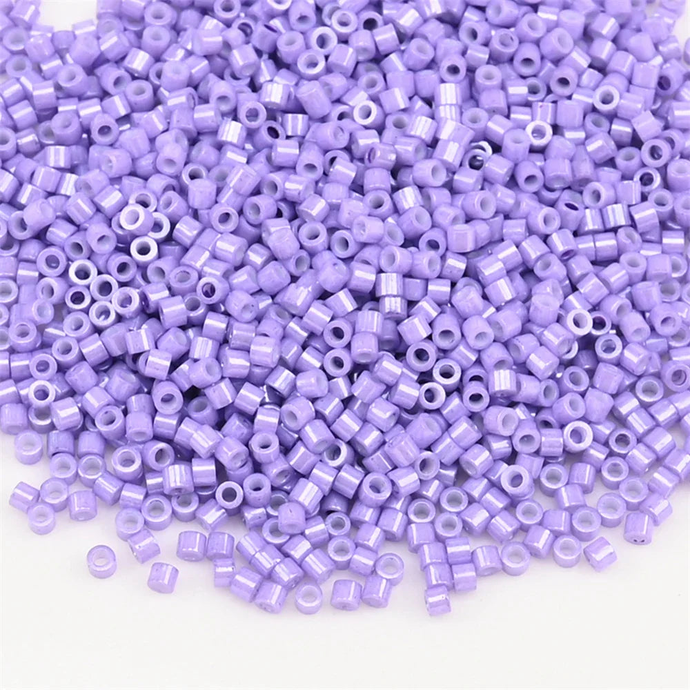 1000Pcs 1.6x1.3mm Japan Glass Seed Beads 11/0 – Cylindrical Loose Beads for DIY Statement Jewelry Making (5g Pack)