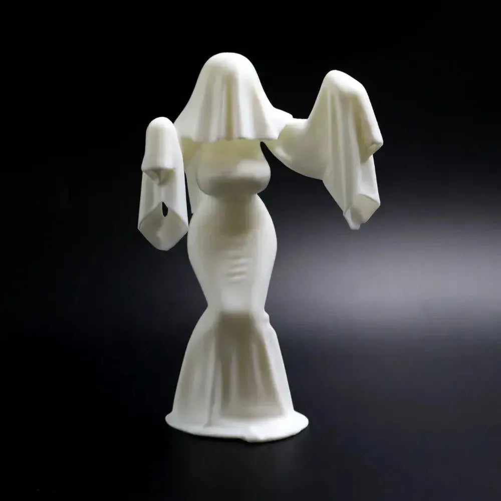 Halloween Ghost Lady Figurine — Veiled Gothic Desktop Ornament for Home Decor & Party Supplies
