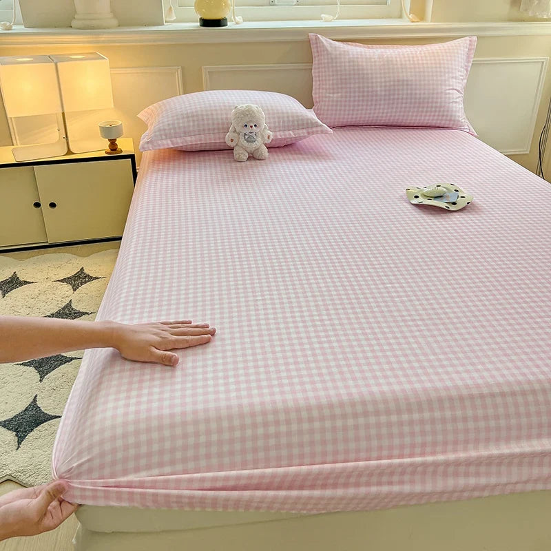 Plaid Fitted Sheet - Soft Skin-Friendly Elastic Bed Cover for Kids & Home