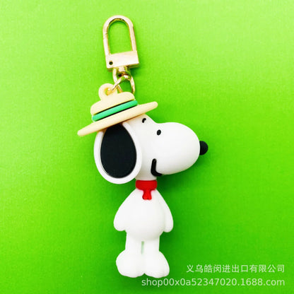 Snoopy Silicone Keychain – Cute Doll Key Charm for Car, Backpack & Gifts