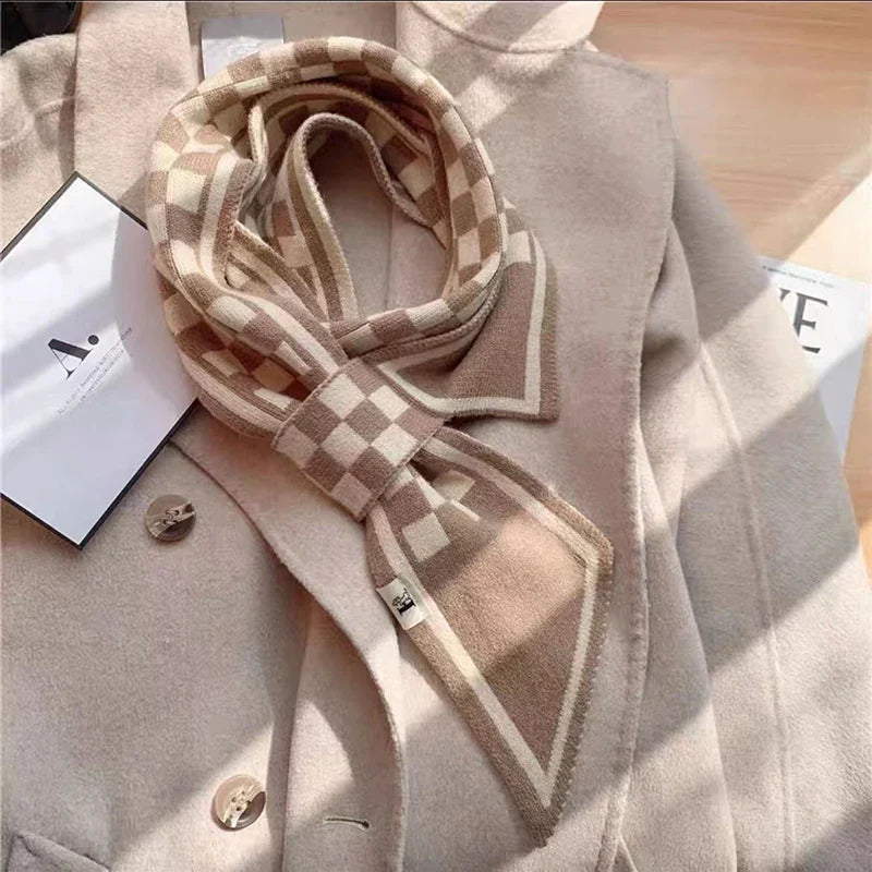 Elegant Winter Scarf for Women – Cross Tie Fake Collar Neck Warmer with Geometric Design – Windproof Neck Protection