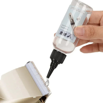 100ml Electric Clipper Maintenance Oil - Lubricant for Hair Trimmer Blades, Prevents Rusting, for Sewing & Hair Salon Clippers