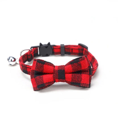 Pet Breakaway Cat Collar with Bow Tie & Bell – Cute Plaid Christmas Red Adjustable Collar for Cats
