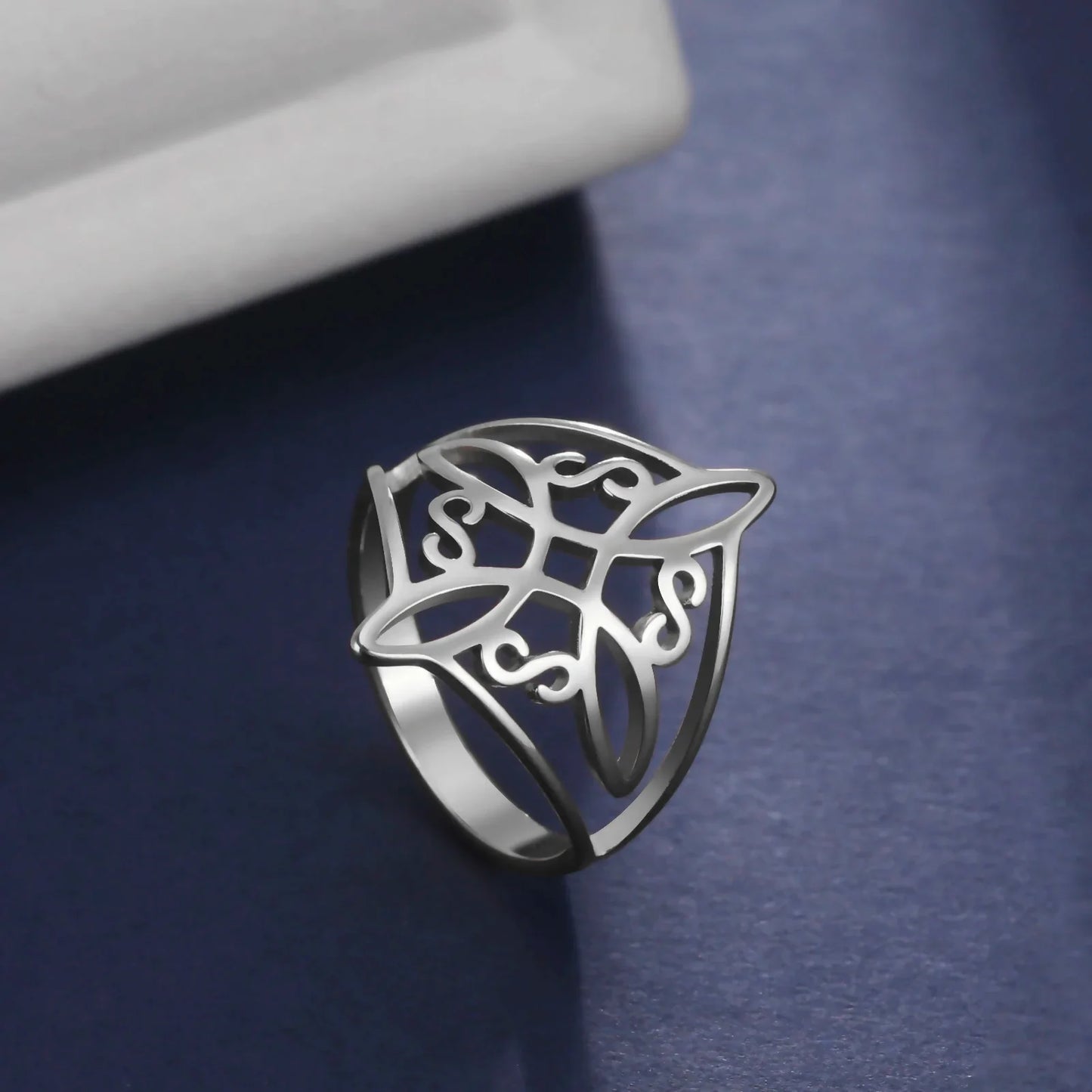 Witch Knot Stainless Steel Ring – Wiccan Celtic Knot Amulet, Good Luck & Protection Jewelry for Men & Women