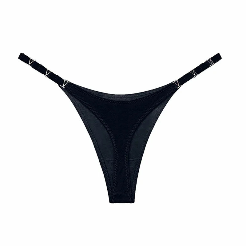 Women’s Sexy V-Shaped Panties – Low Waist Sports Briefs with Metal Decoration Lingerie