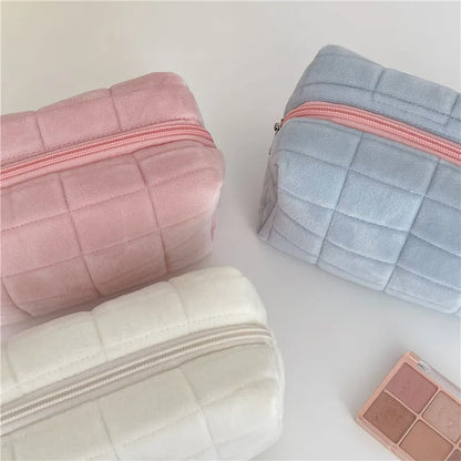 Solid Fur Cosmetic Storage Bag – Large Women’s Zipper Makeup Organizer Handbag, Stationery & Travel Toiletry Case