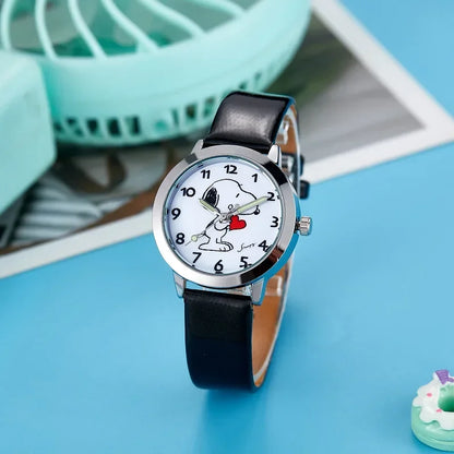 Cute Snoopy Kids Quartz Watch — Kawaii Anime Wristwatch with Colorful Luminous Hands, Fashionable Gift for Boys