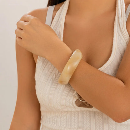 DIEZI Punk Big Geometric Acrylic Bangles – Irregular Wide Hip Hop Bracelets for Women & Men