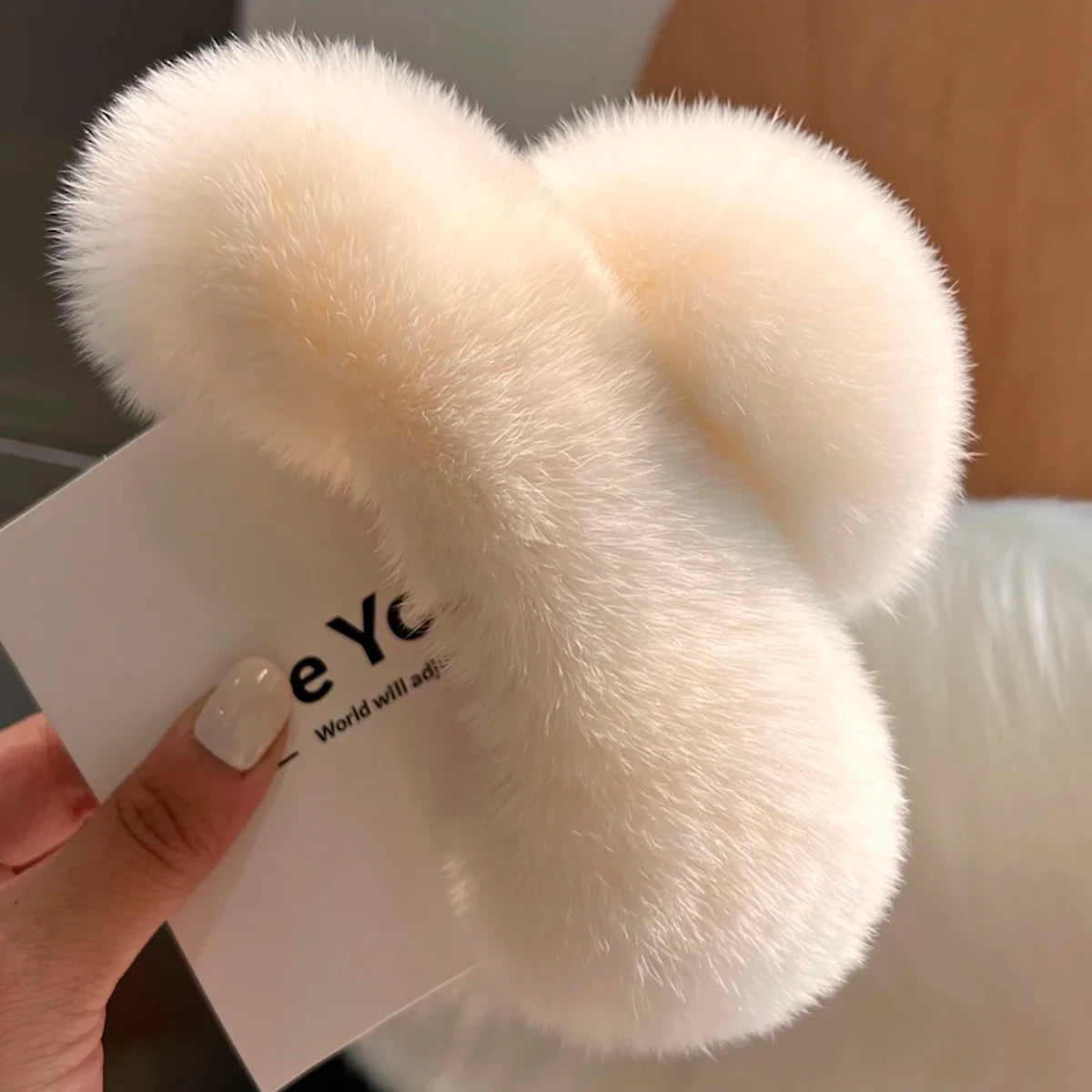 Winter Fuzzy Hair Claw for Women – Warm Fluffy Natural Rex Rabbit Fur Hair Clip, Elegant Fashion Party Accessory