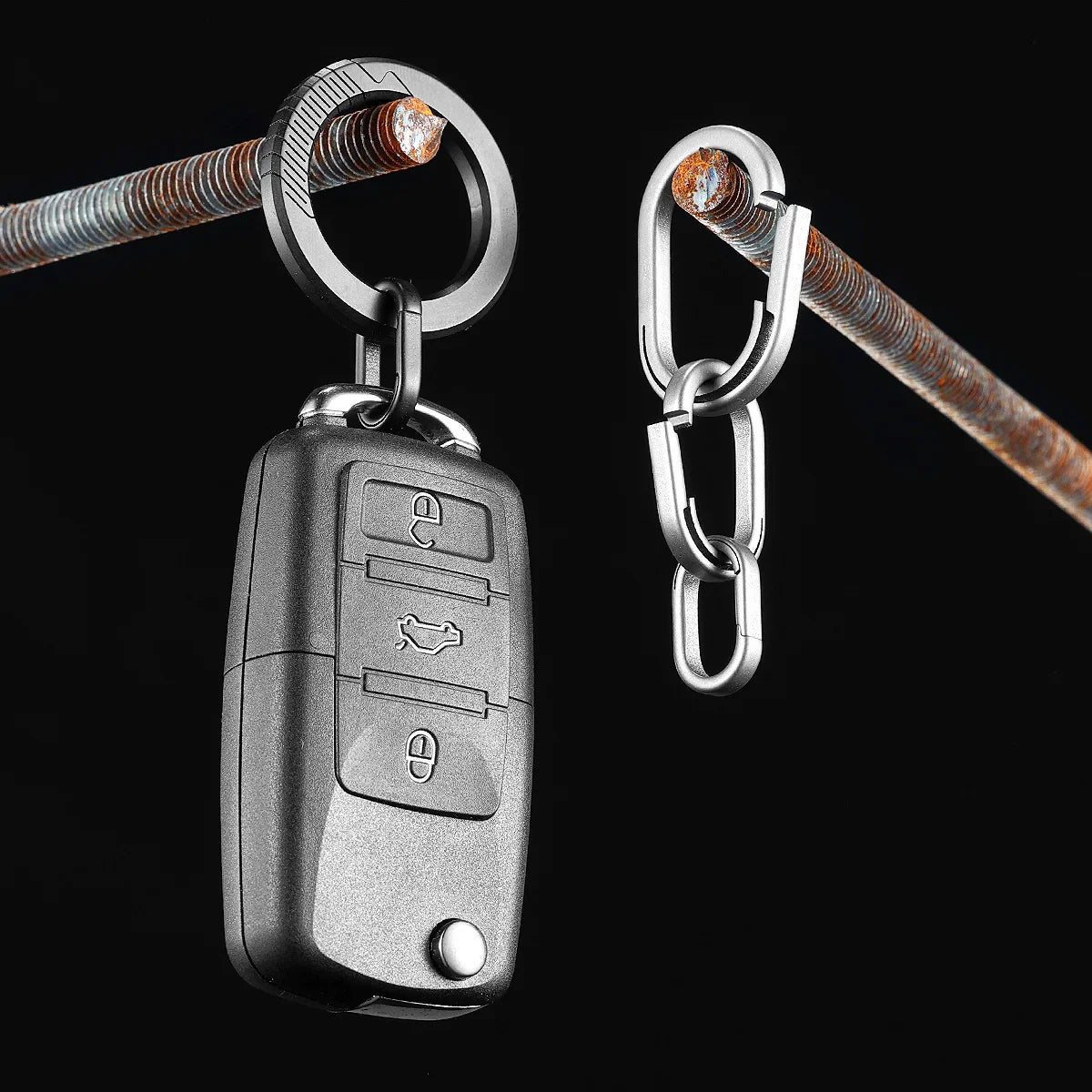 Luxury Titanium Key Ring Quickdraw — Lightweight EDC Carabiner Keychain for Men & Women