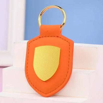 Car Keychain Shield Leather – Creative Personalized Couple Key Chain with Metal Pendant, Fashion Travel Gift for Men