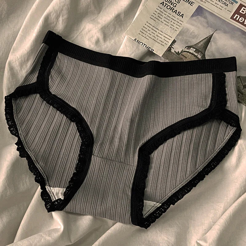 3-Piece Women’s Cotton Panties Set – Mid-Waist, Breathable Underwear, Solid Color Briefs, Sexy Lingerie for Girls