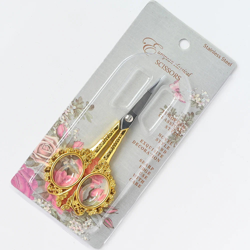 Retro Nail Art Scissors – Stainless Steel Cuticle Precision Tool for Nail Salon, Pedicure & Beauty Grooming Kit