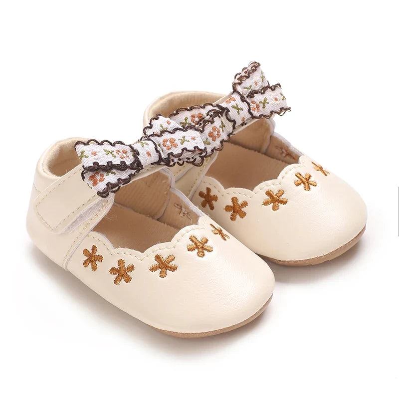 Baby Girl Princess Pre-Walker Shoes - Breathable Flower Bow Soft Sole Casual Sports Footwear 0–1 Year