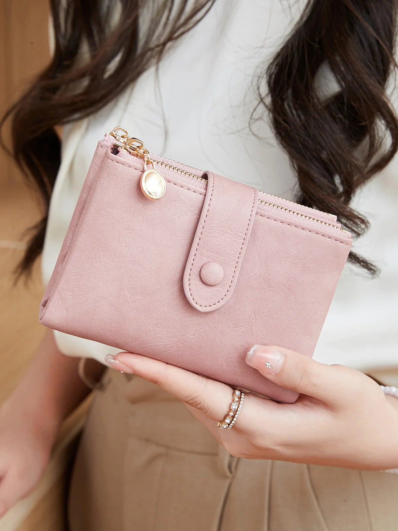 Minimalist Women’s Short Wallet – Large Capacity Triple-Layer Double Zipper Card Holder & Money Bag