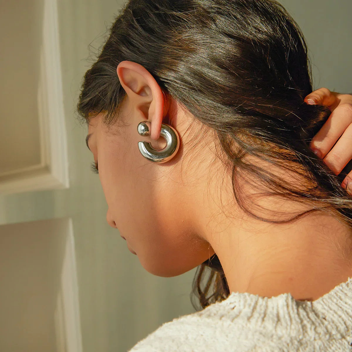 Fashion C-Shaped Earrings for Women – Unique High-End Trendy Jewelry