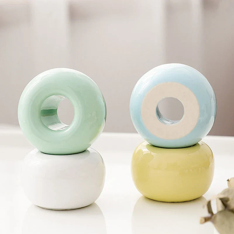 Creative Ceramic Pen Holder — Minimalist Desktop Organizer for Pens, Brushes & Office or Home Decor
