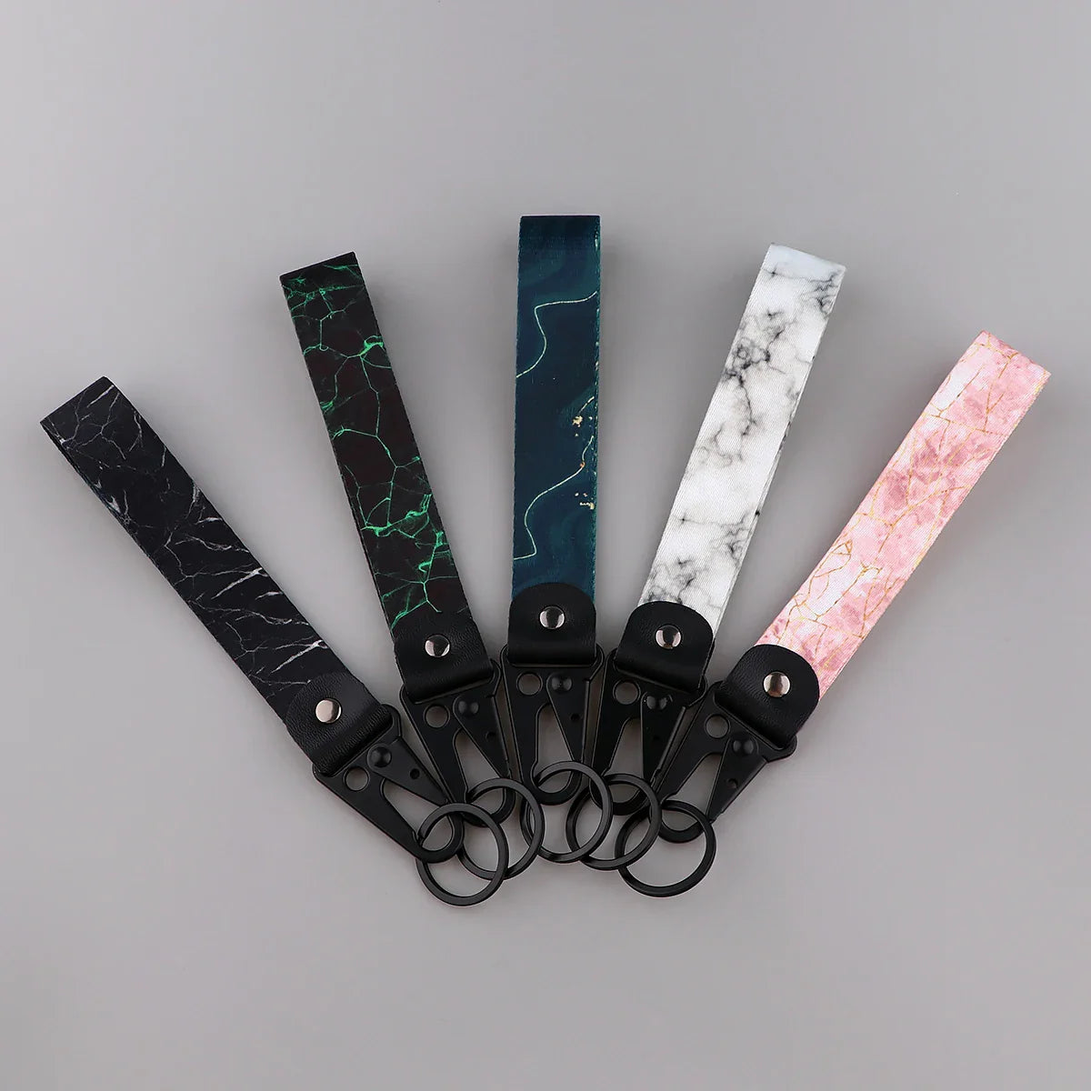 Original Simple Lanyard Car Keychain – Fashion Key Holder Accessories for Men & Women, Stylish Keyring Gift